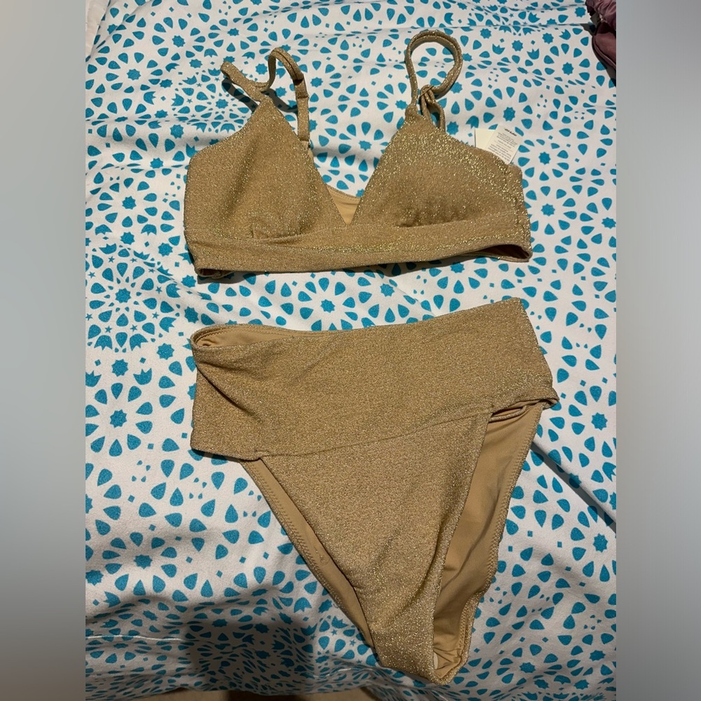 Brand new Aerie bikini with tags and hygienic padding still attached!